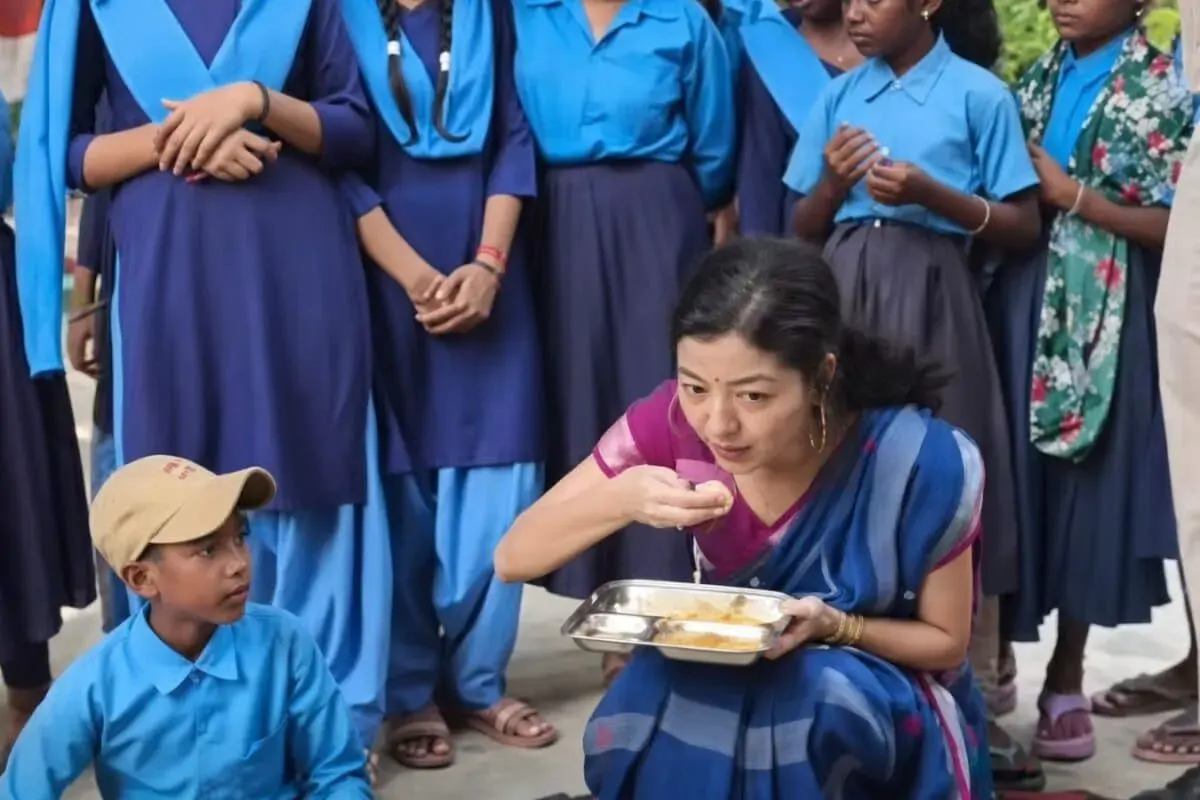 दिल्ली के नामी कॉलेज से पढ़ने वाली IAS बिहार में मचा रही धूम, गजब है छिरिड़ वाई भूटिया की कहानी