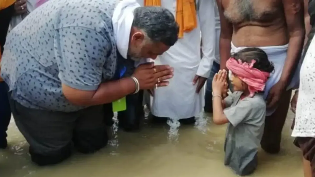 वोटर पूर्णिया में... राहत की नैया कटिहार से लेकर पटना और जहानाबाद तक, बाढ़ में फिर 'रॉबिनहुड' बने पप्पू यादव
