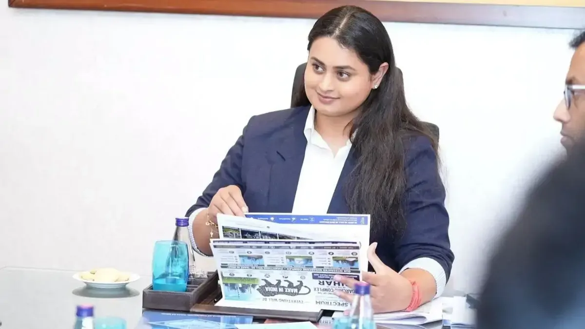 बिहार में बड़े औद्योगिक निवेश की तैयारी, बेंगलुरु में उद्योग दिग्गजों से मिलीं मंत्री श्रेयसी सिंह