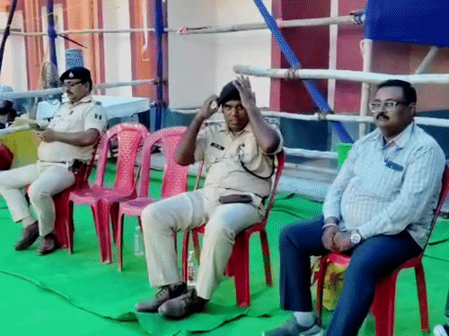 दरभंगा शिक्षक सीट: जनसुराज के सुरेश 324 वोटों से जीते:  कांग्रेस के मदन मोहन झा हारे, स्नातक सीट पर पहले राउंड में NDA को बढ़त