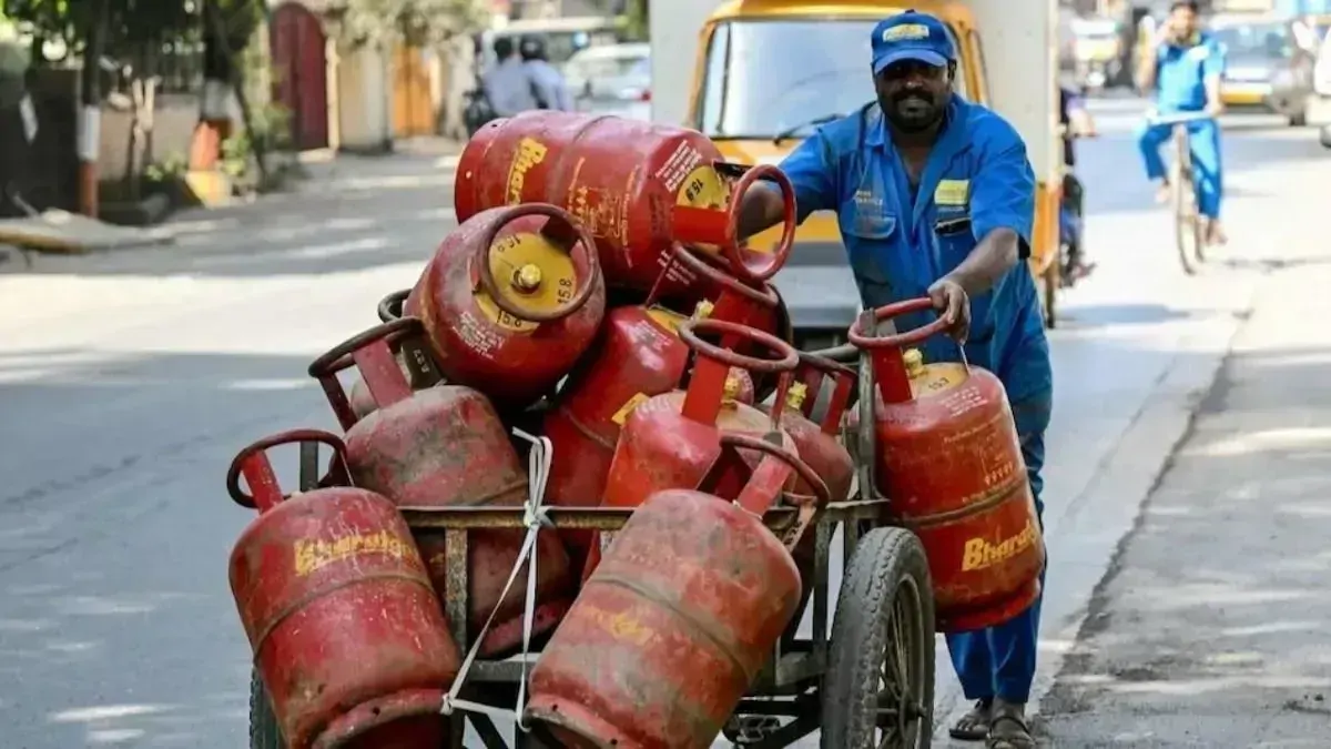 LPG सिलेंडर यूजर्स के लिए जरूरी खबर, 16 अगस्त तक पूरा करें ये काम वरना हो सकती है परेशानी