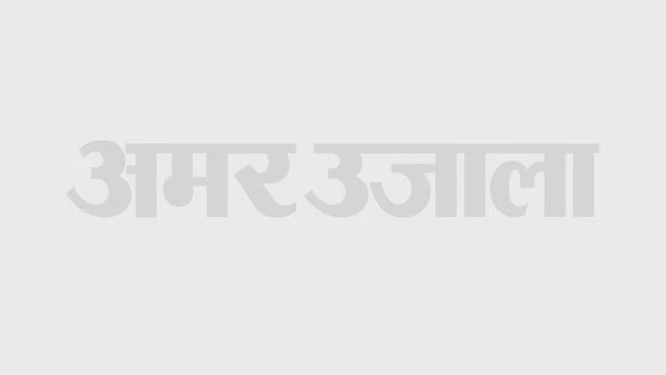 Delhi NCR News: बदलती लाइफ स्टाइल से कमजोर हो रहीं हड्डियां