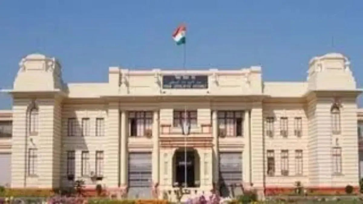 बिहार में अफसरों की मनमानी पर सरकार सख्त, विधानसभा-विधान परिषद की समितियों से दूरी पड़ेगी भारी; होगी कार्रवाई