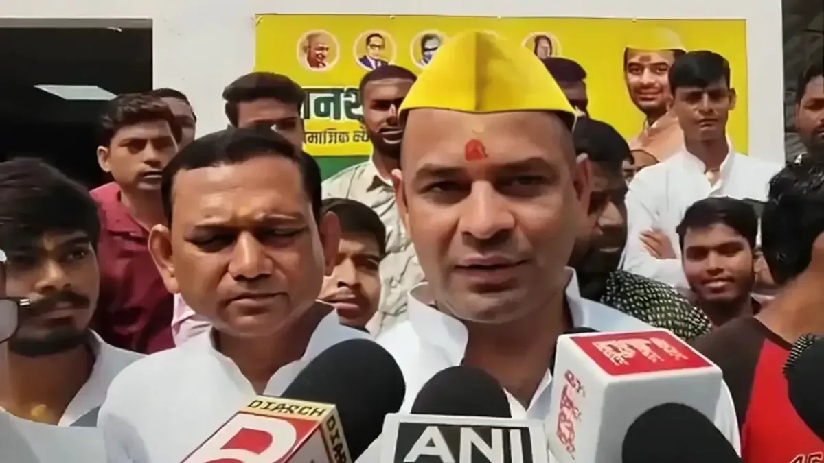 'पीएम मोदी ही बताएंगे कि कौन दिमागी नक्सली', तेज प्रताप का पलटवार, कहा- ऐसे लोग BJP में हो सकते हैं
