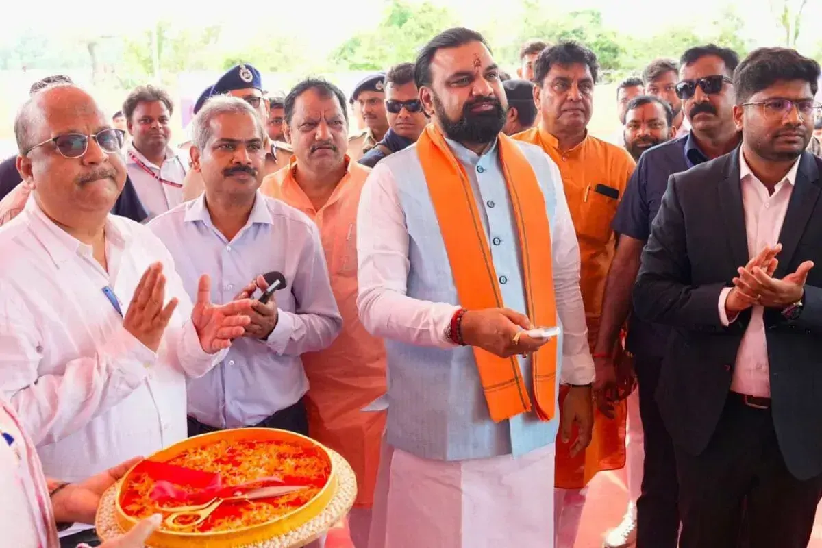 बिहार के स्कूलों में शनिवार को हाफ-डे, टिफिन के बाद से मिलेगी छुट्टी, CM सम्राट ने बताया क्यों लिया गया फैसला
