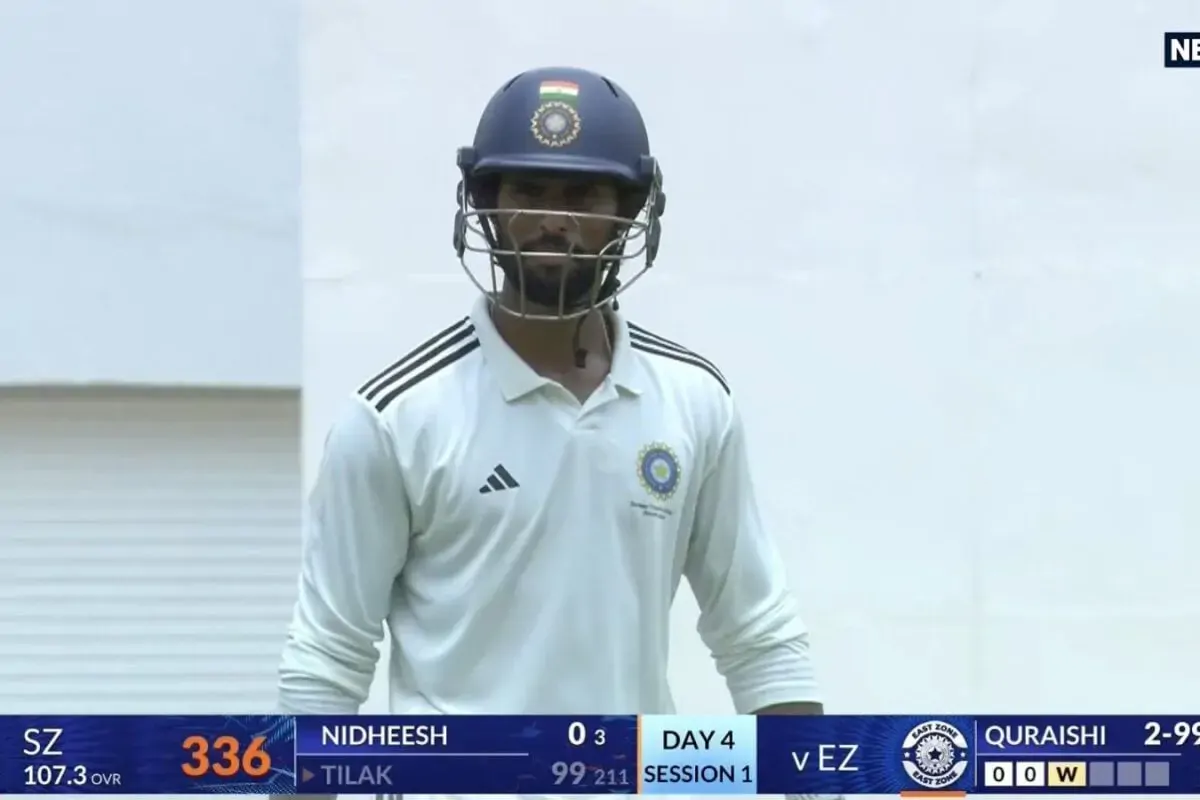 Duleep Trophy final: साउथ जोन के लिए अकेले लड़ रहे हैं तिलक वर्मा, 1 रन से चूके शतक, दो महीने में पहली बार हुए आउट