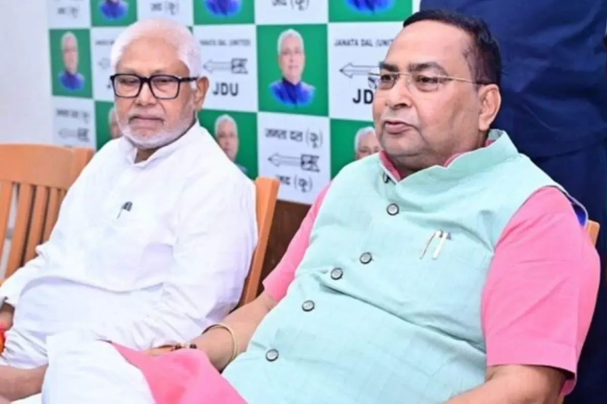 'लुच्चा-लफंगा'... बिहार में लड़कियों से छेड़छाड़ पर आक्रोश के बीच जातीय बयानबाजी, मंत्री की यादव समाज पर विवादित टिप्पणी