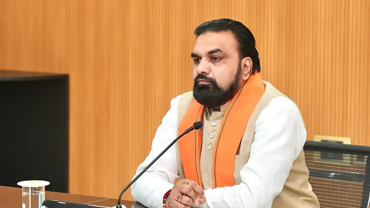 बिहार में घर बैठे जमीन रजिस्ट्री की सुविधा को मंजूरी, सम्राट चौधरी कैबिनेट की मीटिंग खत्म, 24 एजेंडों पर लगी मुहर