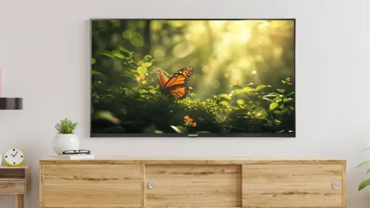 देसी कंपनी ने लॉन्च किया 100 इंच की स्क्रीन वाला QLED Smart TV, मिलेगा थिएटर जैसा एक्सपीरियंस